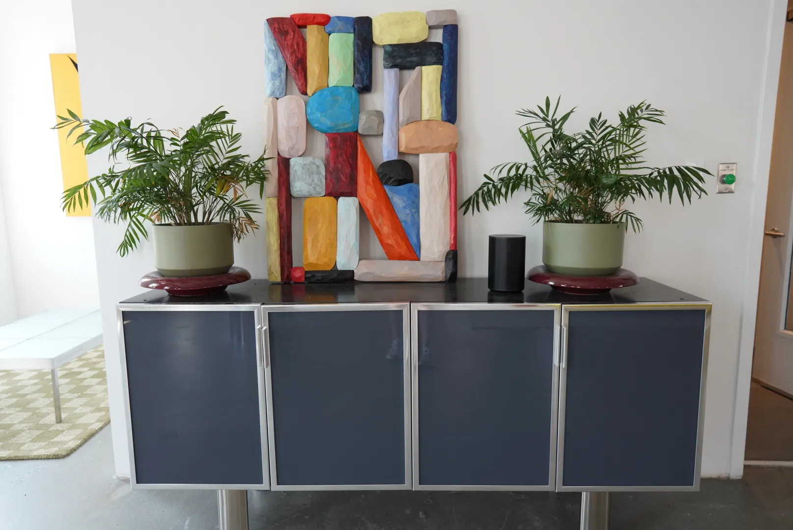 Bergs Potter Green Planters with Maroon Tulip Base — view 2