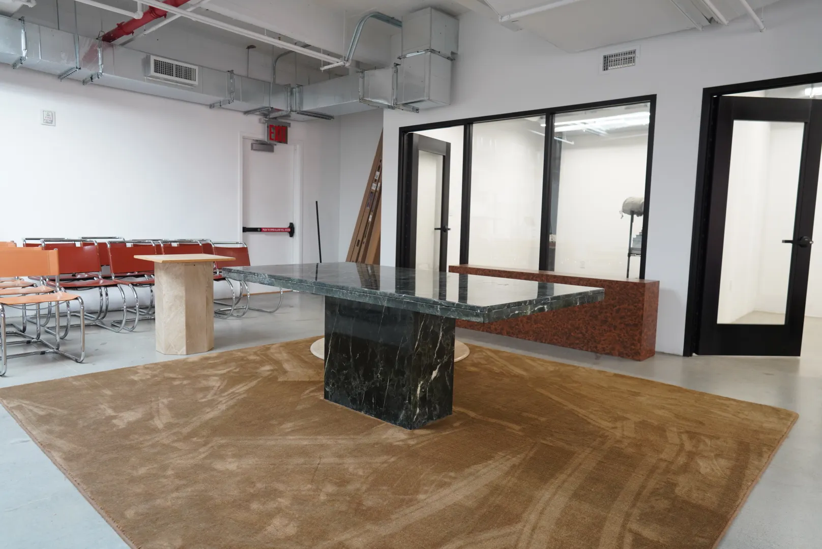 Green Marble Plinth Table — view 4